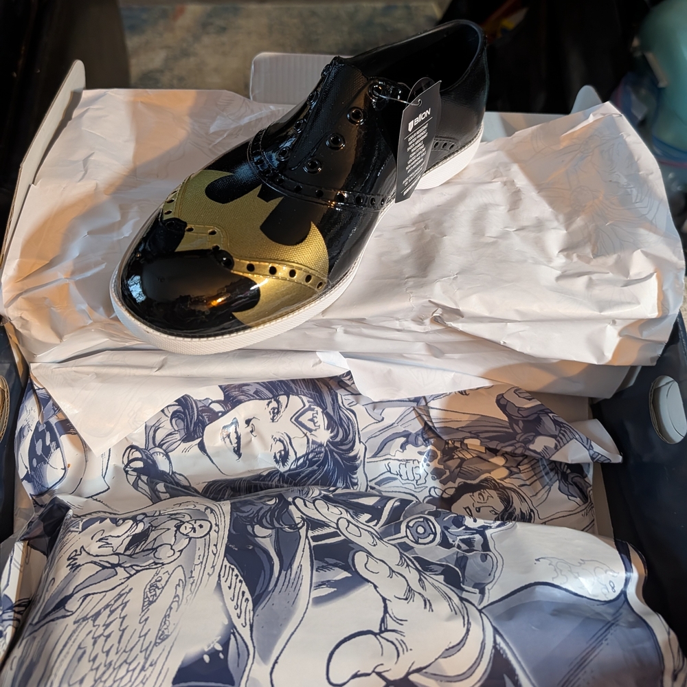*Sold*Brand New Golf And Black Batman Biion Golf Shoes